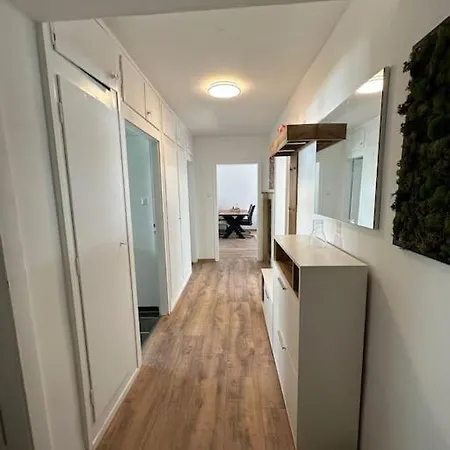 Neues Apartment In Stuttgart Hoffeld Exterior foto